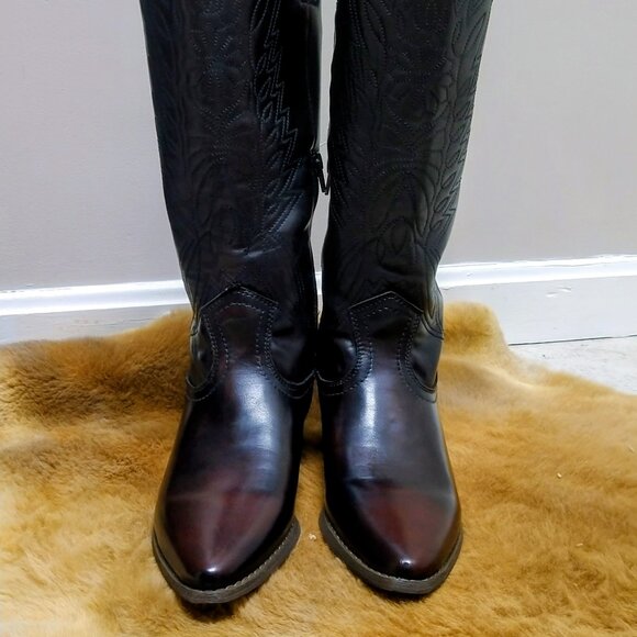 Knee High Boots - Picture 5 of 10